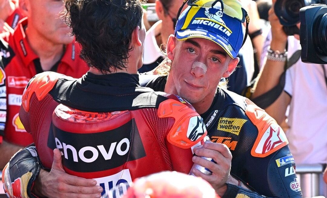 story_2081 אקוסטה חוגג ניצחון ראשון ב-MotoGP, מארקז: הוא כבר בקרב על התואר